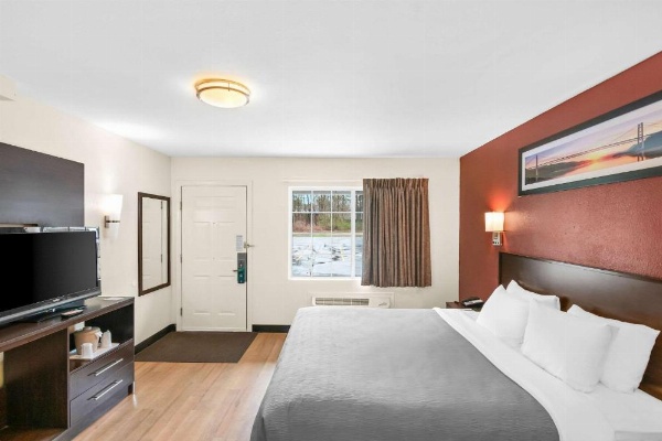 Quality Inn image 14