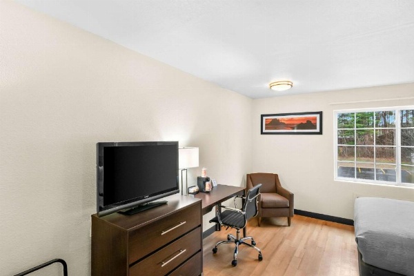 Quality Inn image 26